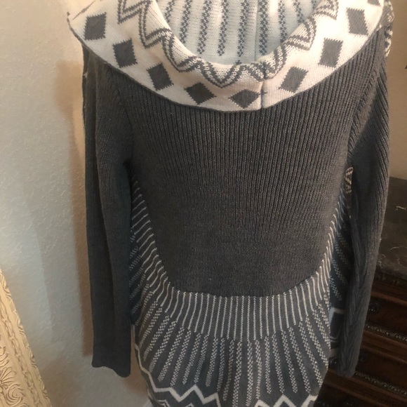 Looking for something for your winter wardrobe? - Picture 5 of 5